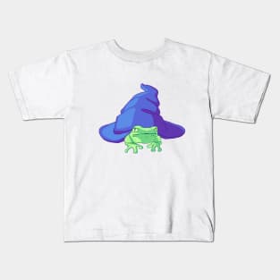 Green Frog Witch Familiar- Frog and Witch Hat Kids T-Shirt